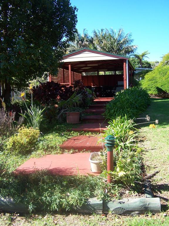Poinciana Cottages Burnt Pine Pokoj fotografie
