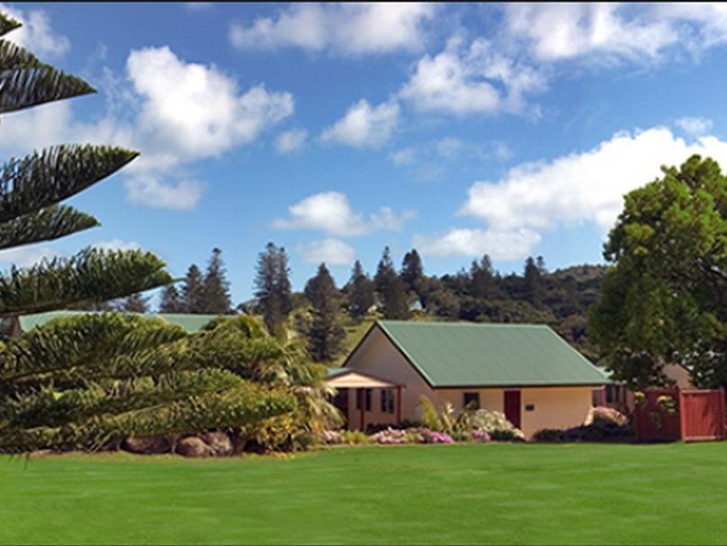 Poinciana Cottages Burnt Pine Exteriér fotografie
